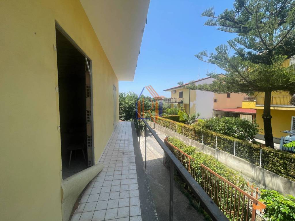 Appartamento a Lamezia terme in Via dei Gladioli - Foto 4