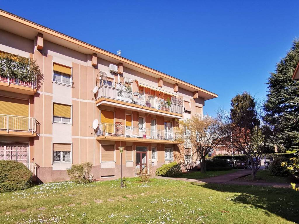 Appartamento a Biella in Via Rinaldo Rigola - Foto 2