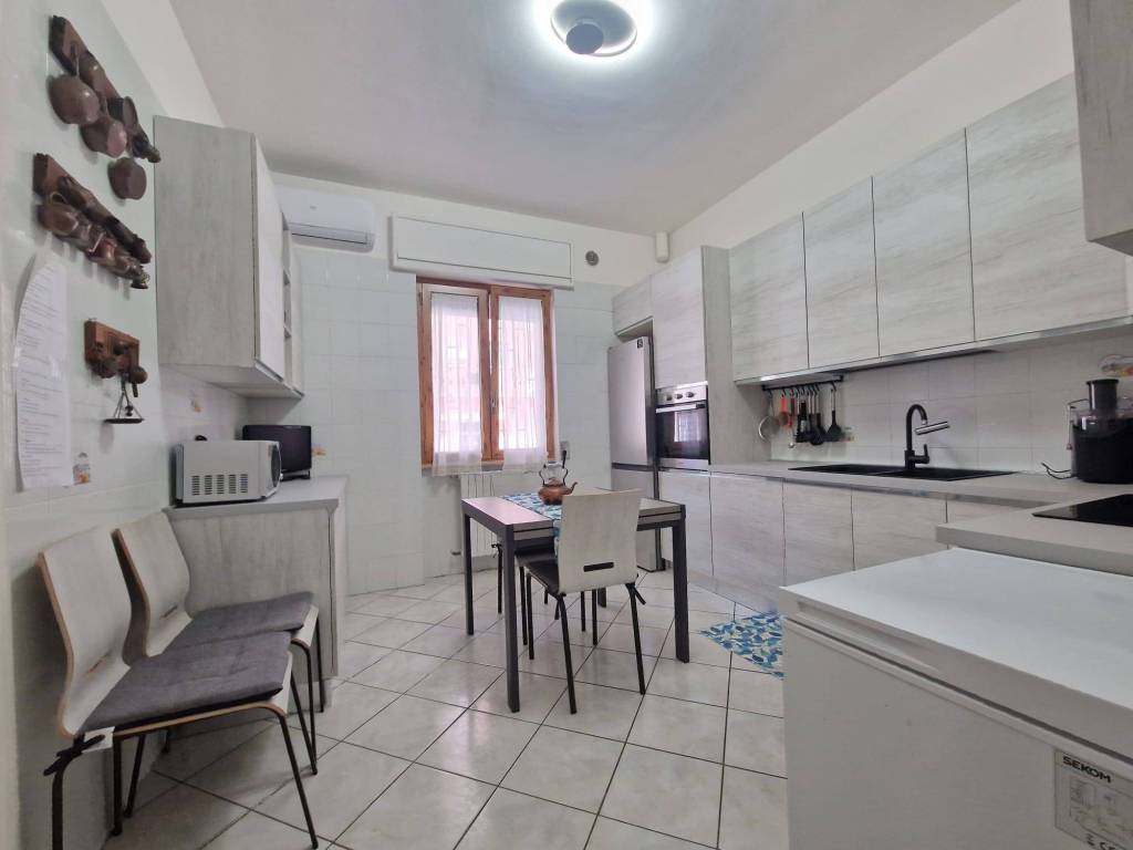 Appartamento a Trani in via Ugo la Malfa - Foto 4