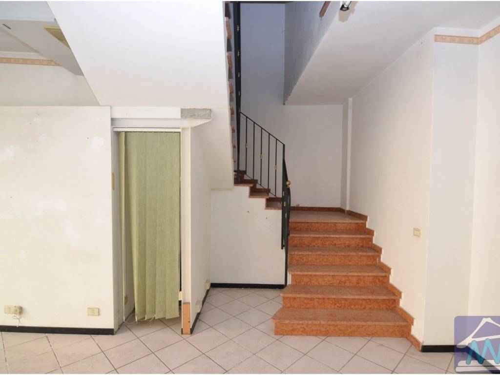 Casa indipendente a Fabbrico in Via Edmondo De Amicis, 21 - Foto 3