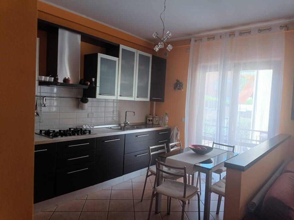 Appartamento a Carsoli in Via dei Marsi, 216 - Foto 2