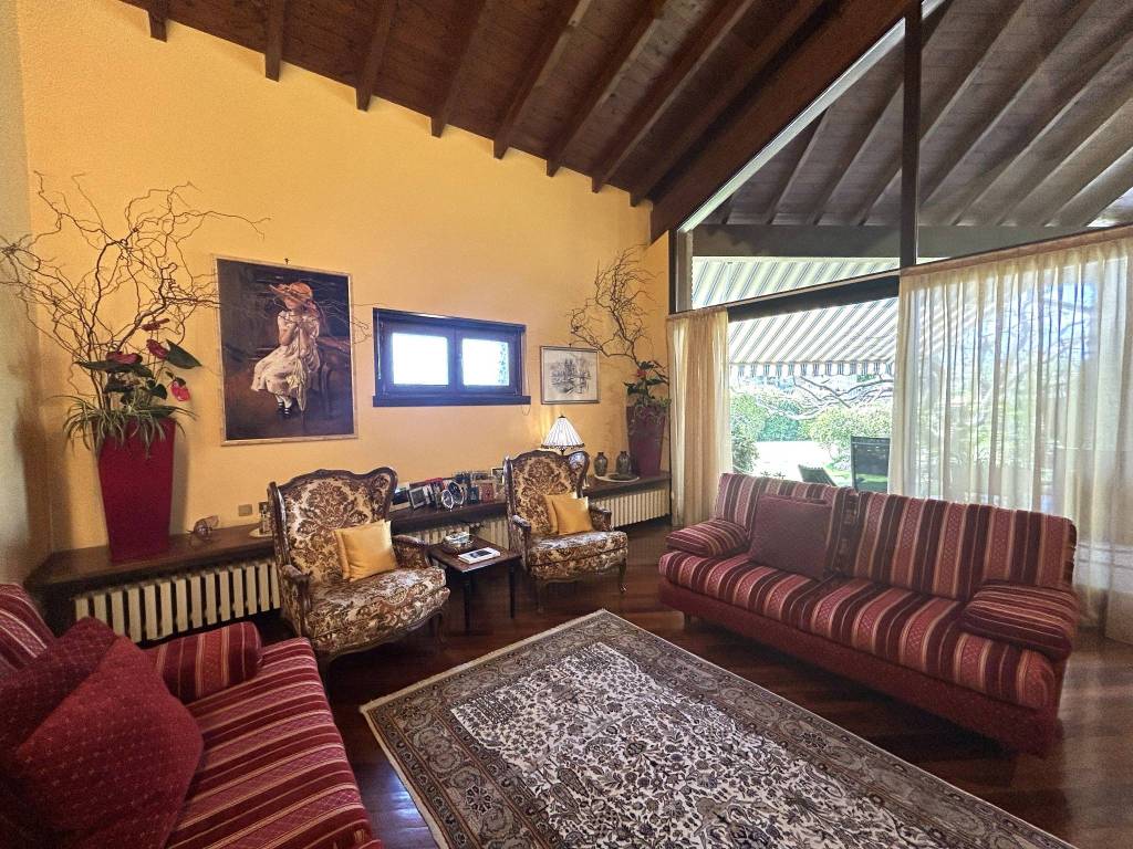 Villa a Gorla maggiore in Via Guglielmo Marconi - Foto 4