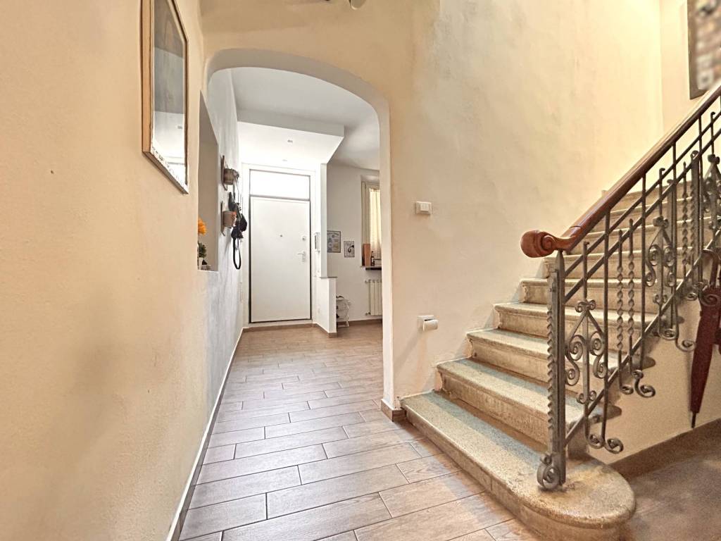 Casa indipendente a Prato in Via Matteo degli Organi, 83 - Foto 5