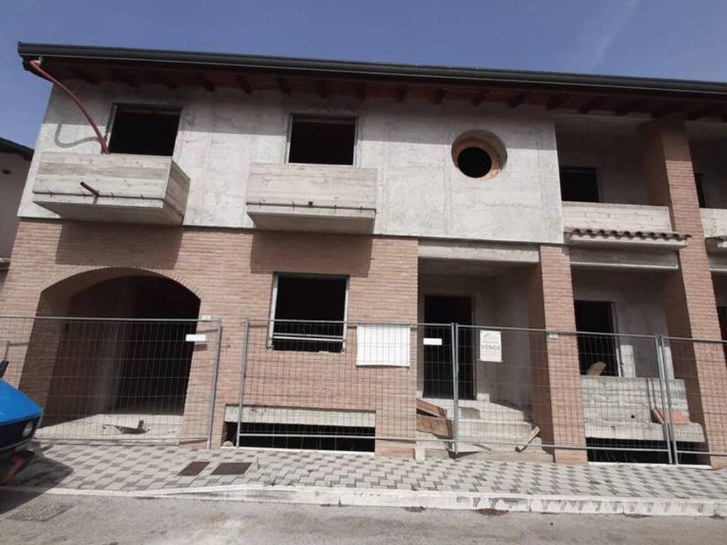 Villa a Massa d'albe in Via Del Pino - Foto 4