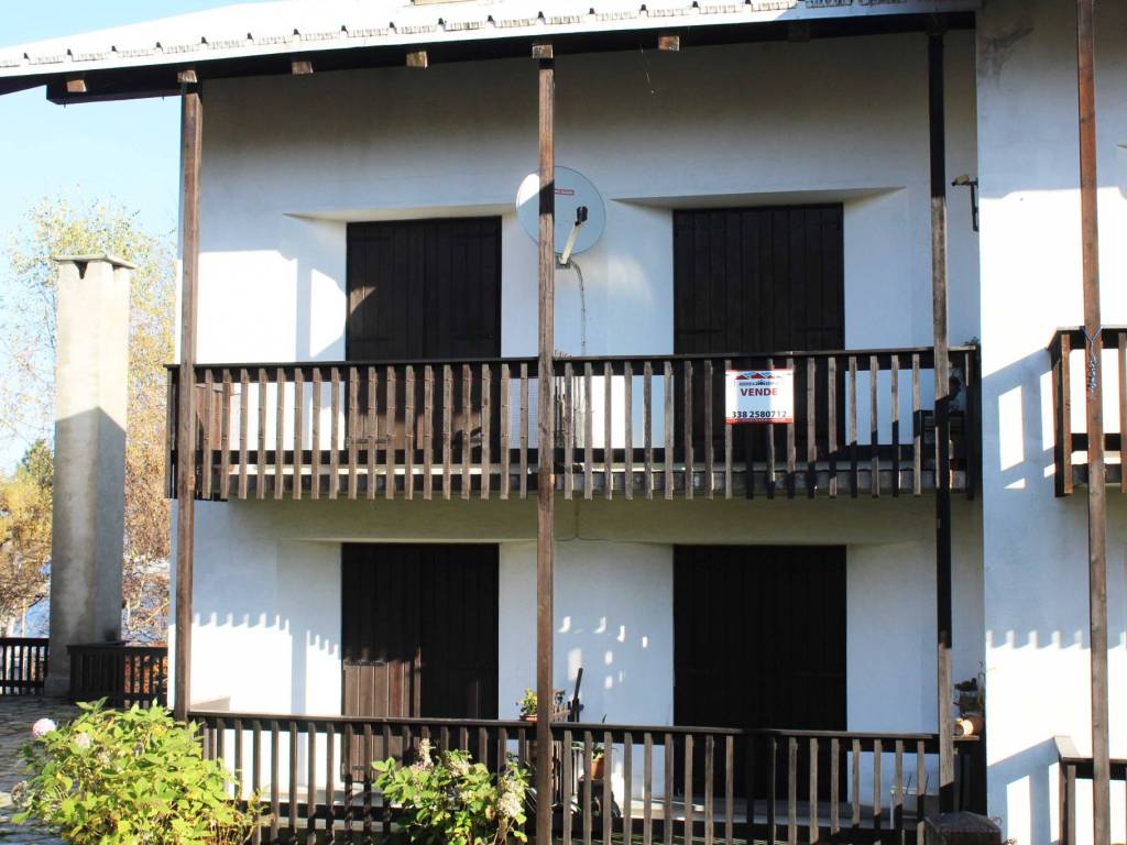 Appartamento a Bagnolo piemonte in Via Cargiour, 12 - Foto 2