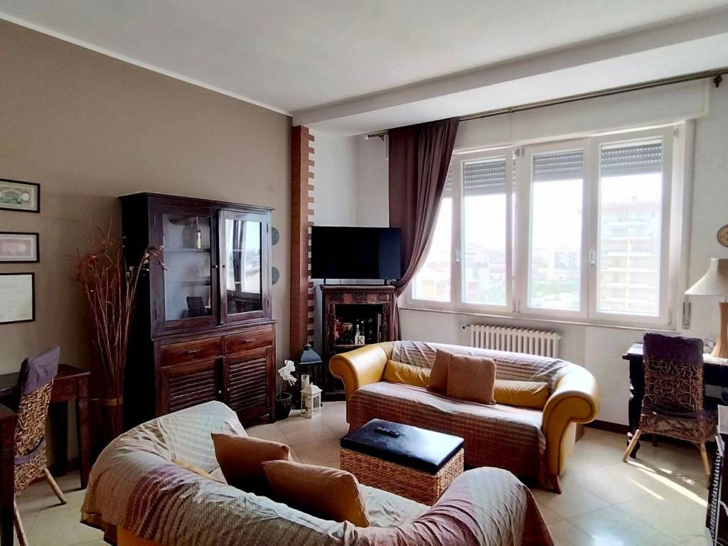 Appartamento a Piacenza in Via Umberto Locati, 25 - Foto 2