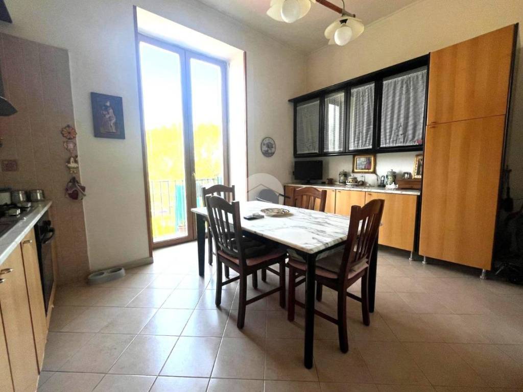 Appartamento a Napoli in Via Sant'Antonio a Capodimonte, 10 - Foto 4