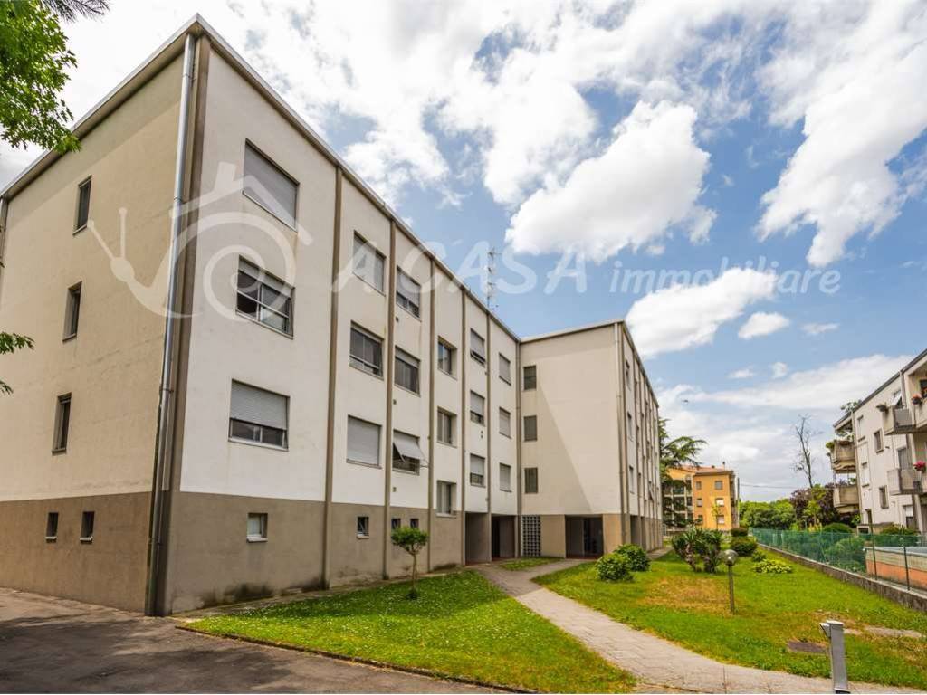 Appartamento a Parma in Via Mario Tomba, 27 - Foto 2