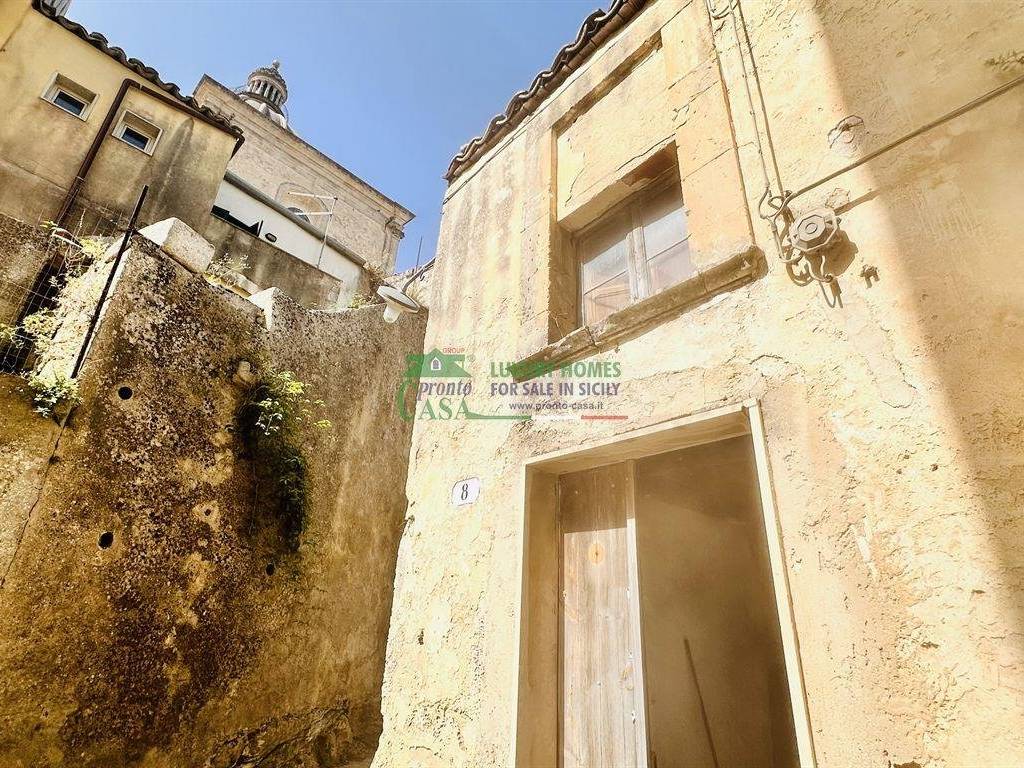 Casa indipendente a Ragusa in VIA TORRE VECCHIA, 8 - Foto 2