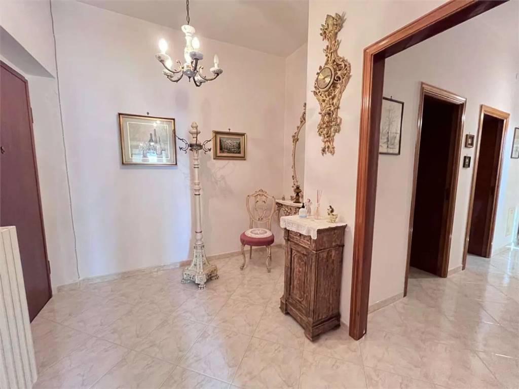 Appartamento a Francavilla fontana in Via Quinto Ennio, 34 - Foto 3