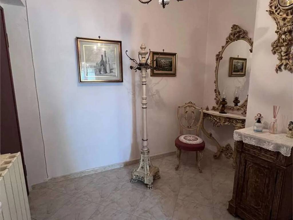 Appartamento a Francavilla fontana in Via Quinto Ennio, 34 - Foto 4