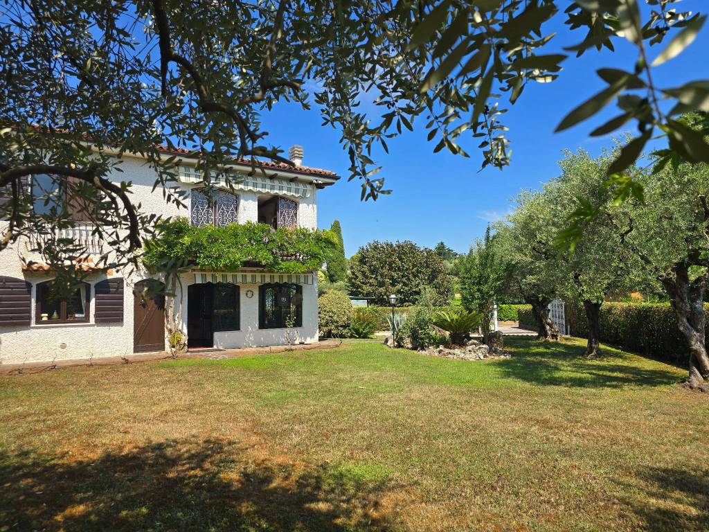 Villa a San felice del benaco in Via S. Fermo - Foto 2