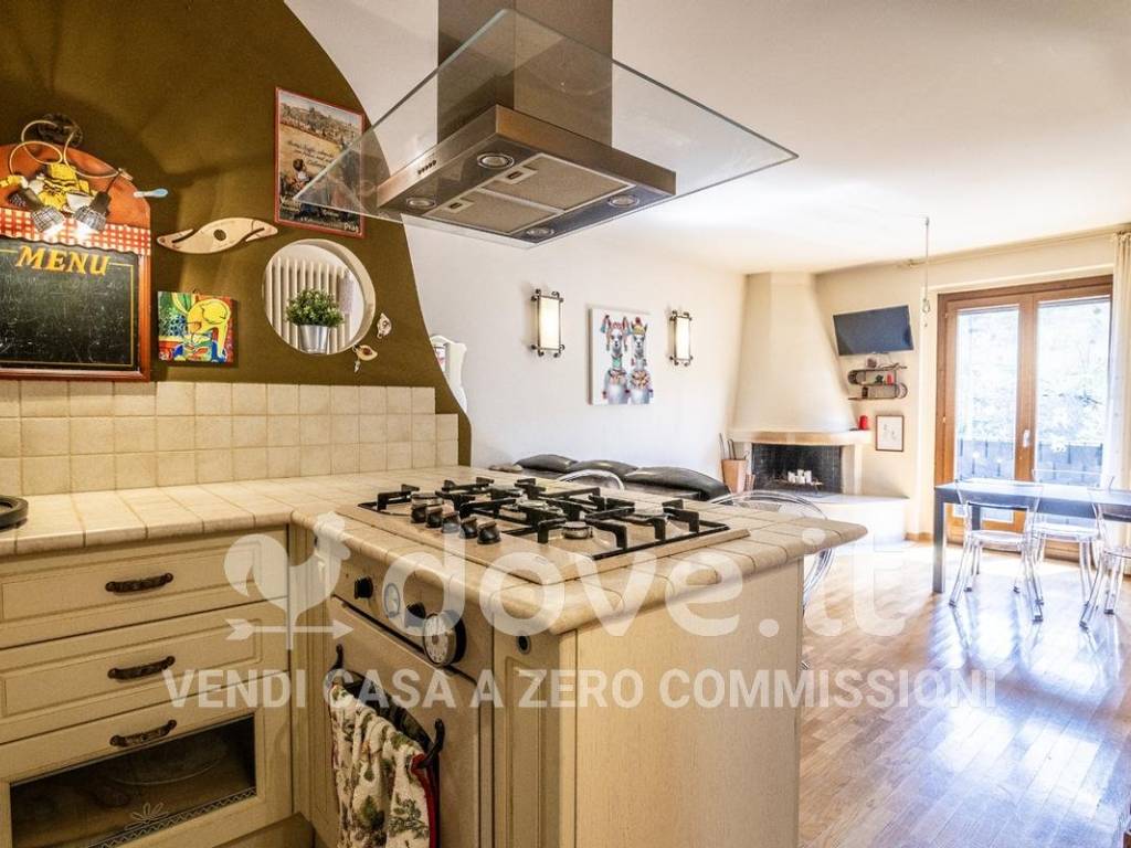 Appartamento a Ascoli piceno in Via dei Meli, 197 - Foto 2
