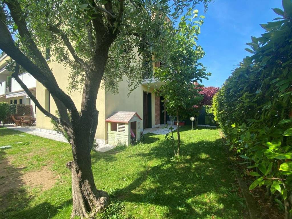 Appartamento a San giovanni lupatoto in via Pertini, 6 - Foto 2