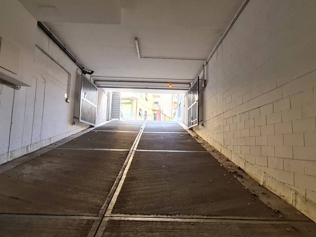 Appartamento a Genova in Via Arnaldo da Brescia - Foto 5