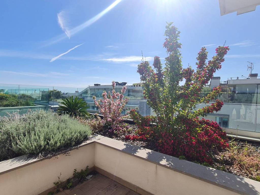 Attico / mansarda a Genova in Via Arnaldo da Brescia, 42 - Foto 3