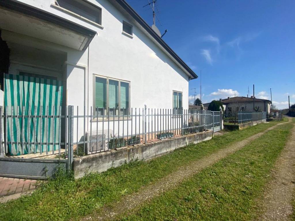 Casa indipendente a Isola della scala - Foto 3