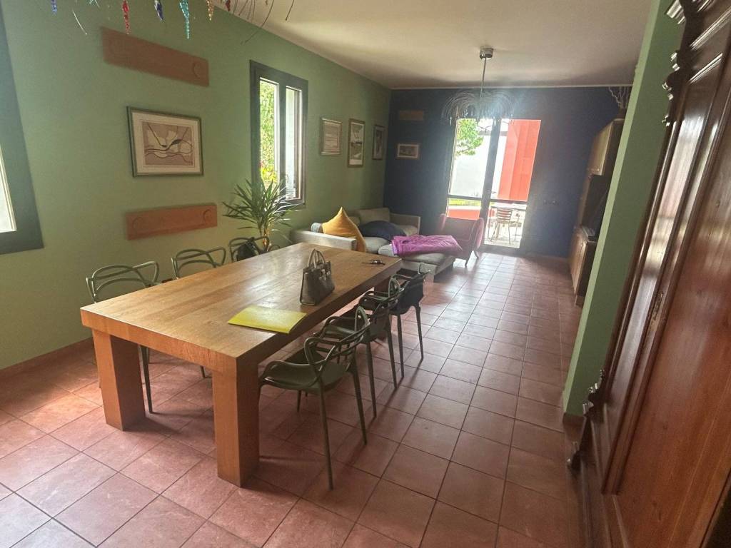 Villa a Sant'ilario d'enza in Via Roma, 120 - Foto 2