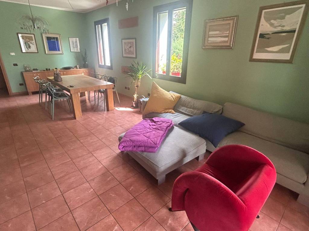 Villa a Sant'ilario d'enza in Via Roma, 120 - Foto 4