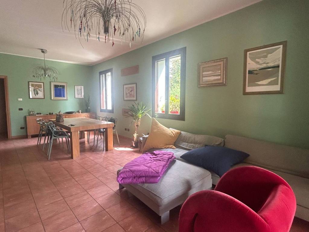 Villa a Sant'ilario d'enza in Via Roma, 120 - Foto 5