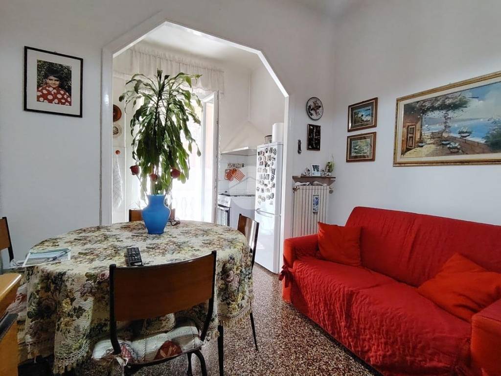 Appartamento a Genova in Appartamento Via Cervignano - Foto 5