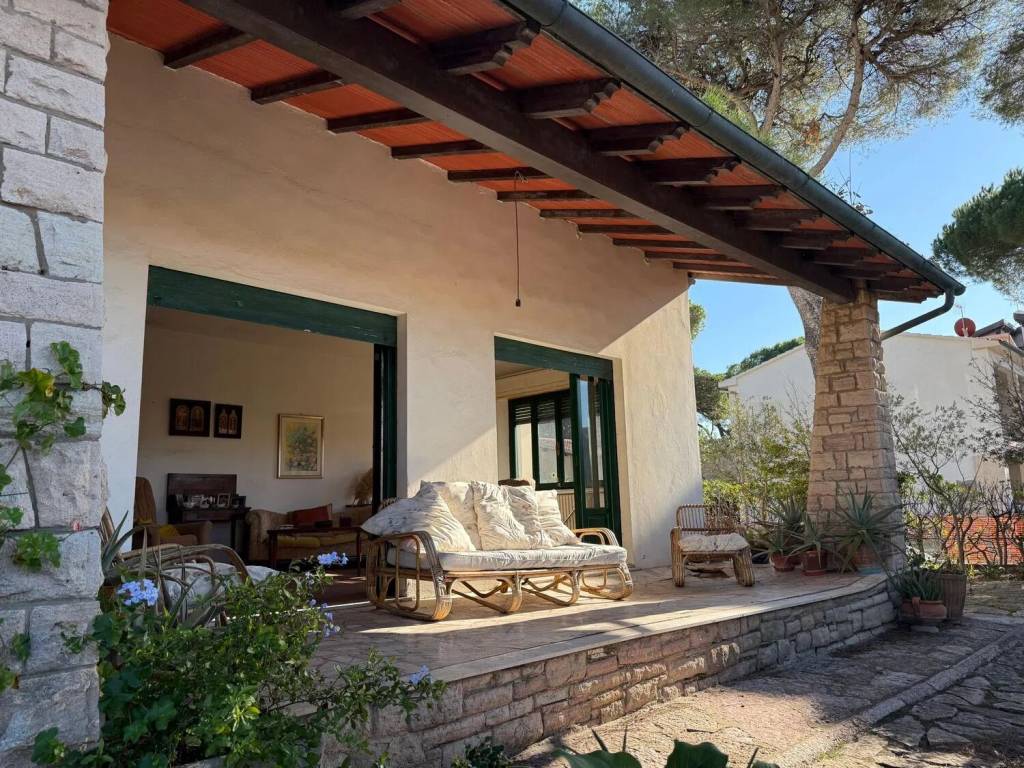 Villa a Castagneto carducci in Via Firenze, 26 - Foto 5