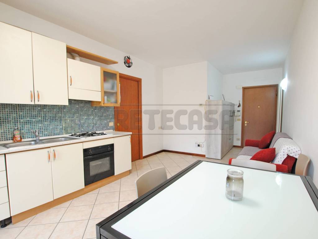 Appartamento a Castelgomberto in Via Giambattista Tiepolo, 7 - Foto 3