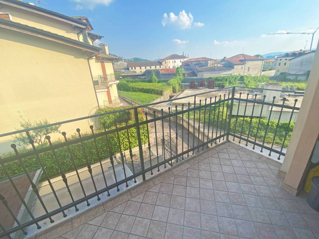 Appartamento a Castelgomberto in Via Giambattista Tiepolo, 7 - Foto 4