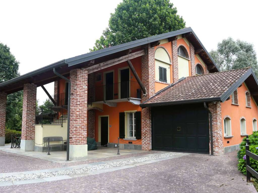 Casa indipendente a Robecco sul naviglio in Via Cascinello Visconta - Foto 1