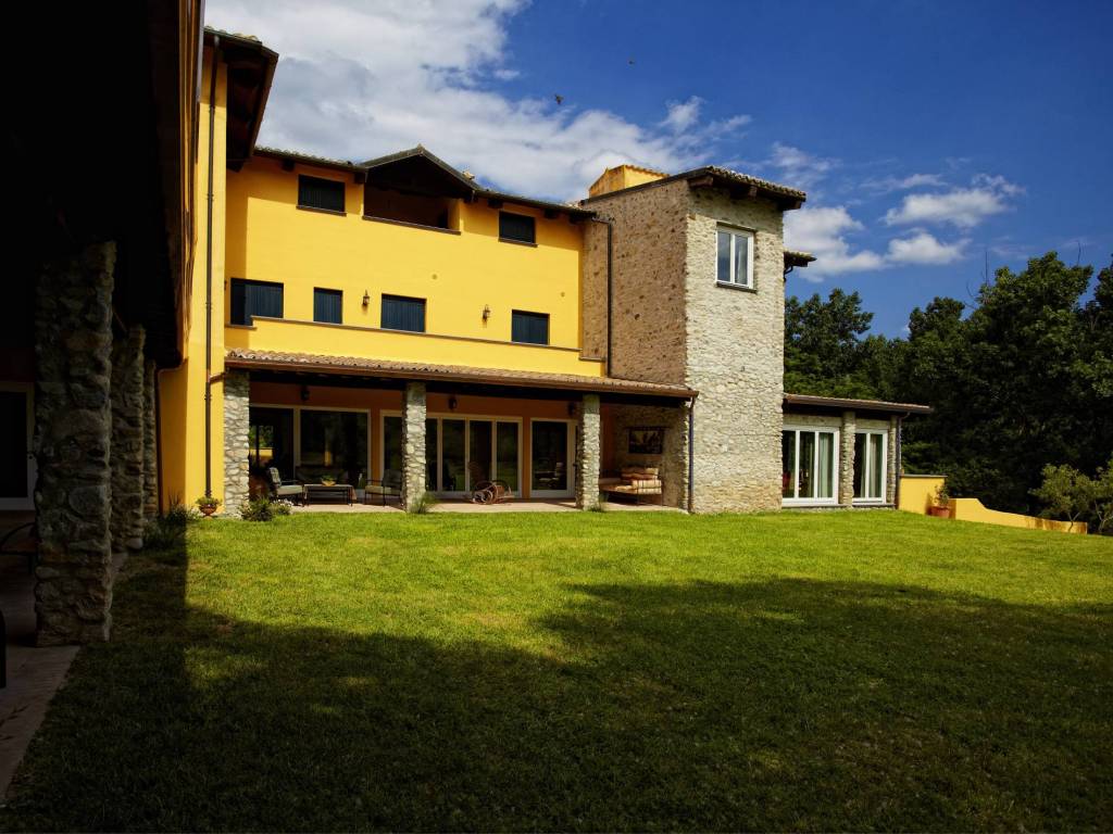 Palazzo / stabile a Caccuri in Località Bagni di Repole - Foto 2