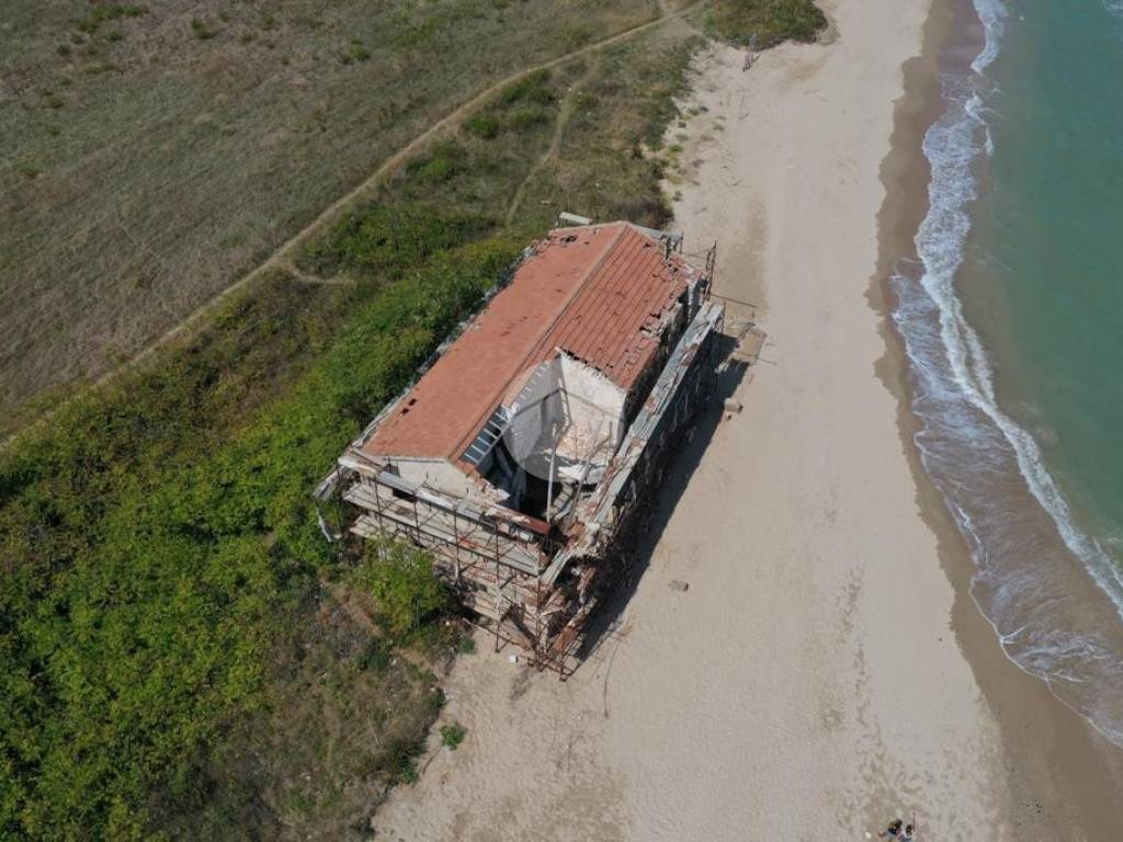 Rustico / casale a Roseto degli abruzzi in Riserva del borsacchio - Foto 3