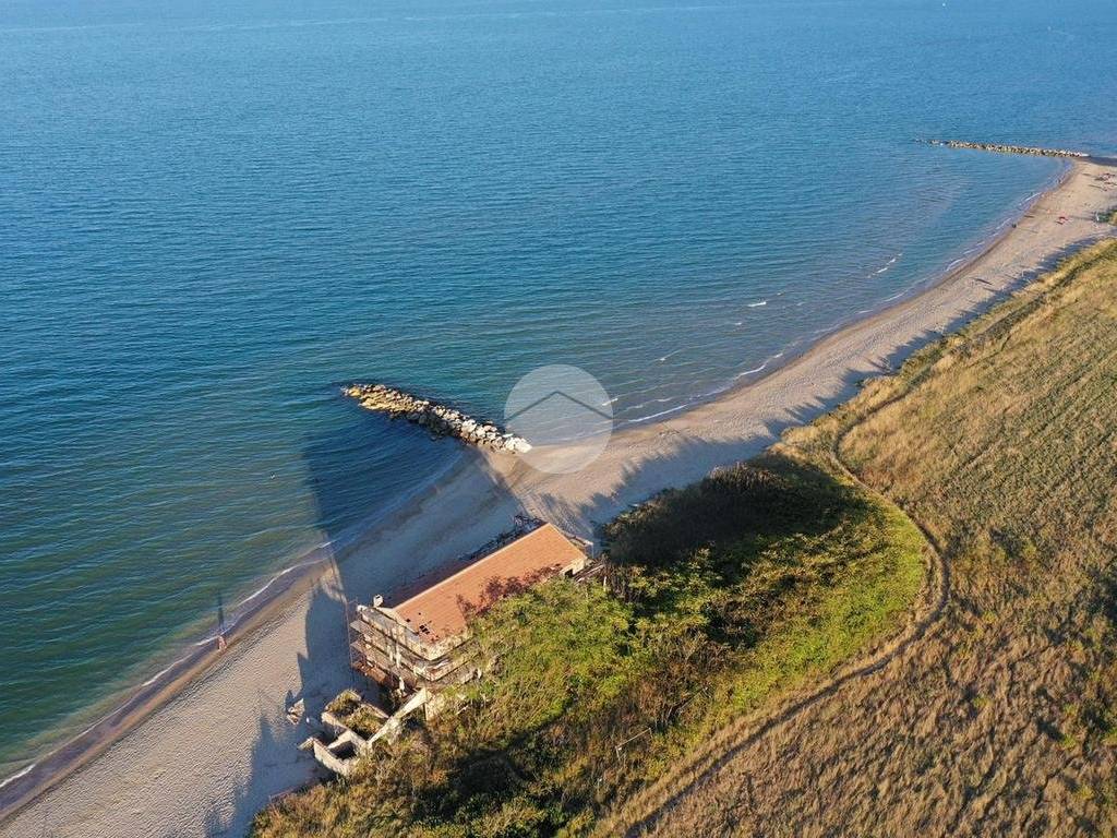 Rustico / casale a Roseto degli abruzzi in Riserva del borsacchio - Foto 5