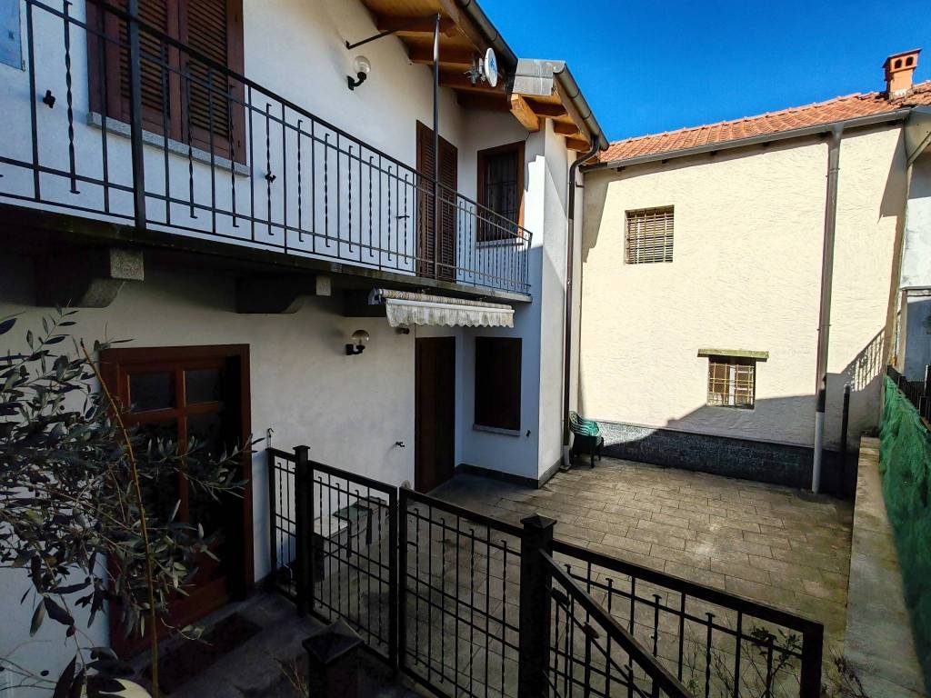 Casa indipendente a Stresa in Via Agli Orti, 5 - Foto 4