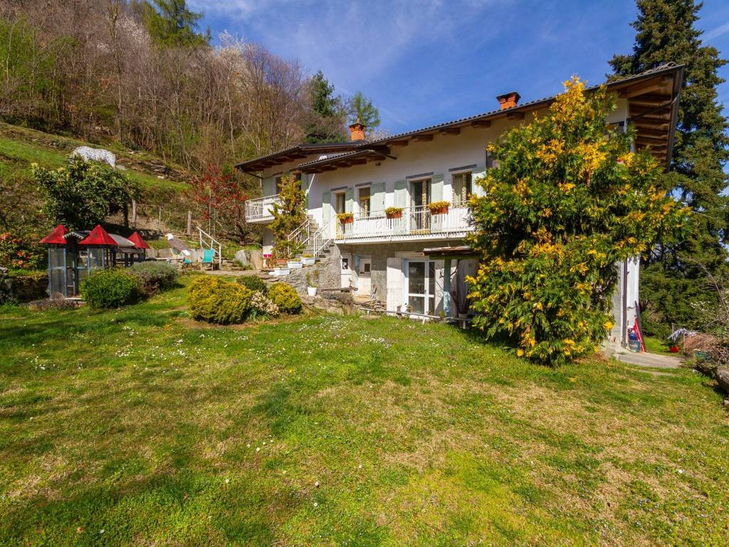 Casa indipendente a Barge in Via Combe, 60 - Foto 2