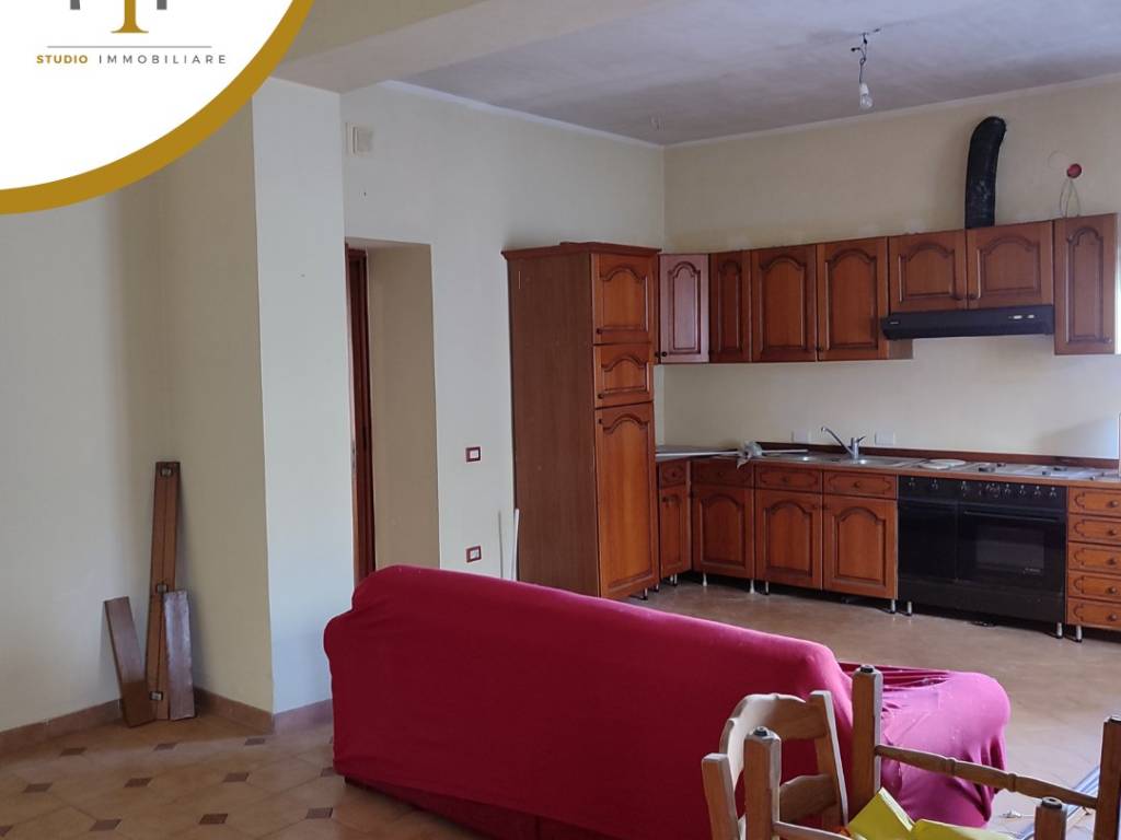 Appartamento a Sant'angelo a cupolo in Via Medina - Foto 3
