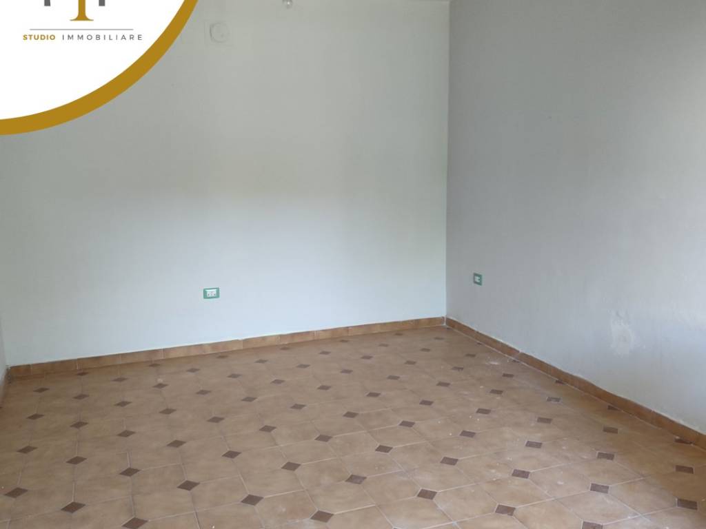 Appartamento a Sant'angelo a cupolo in Via Medina - Foto 4