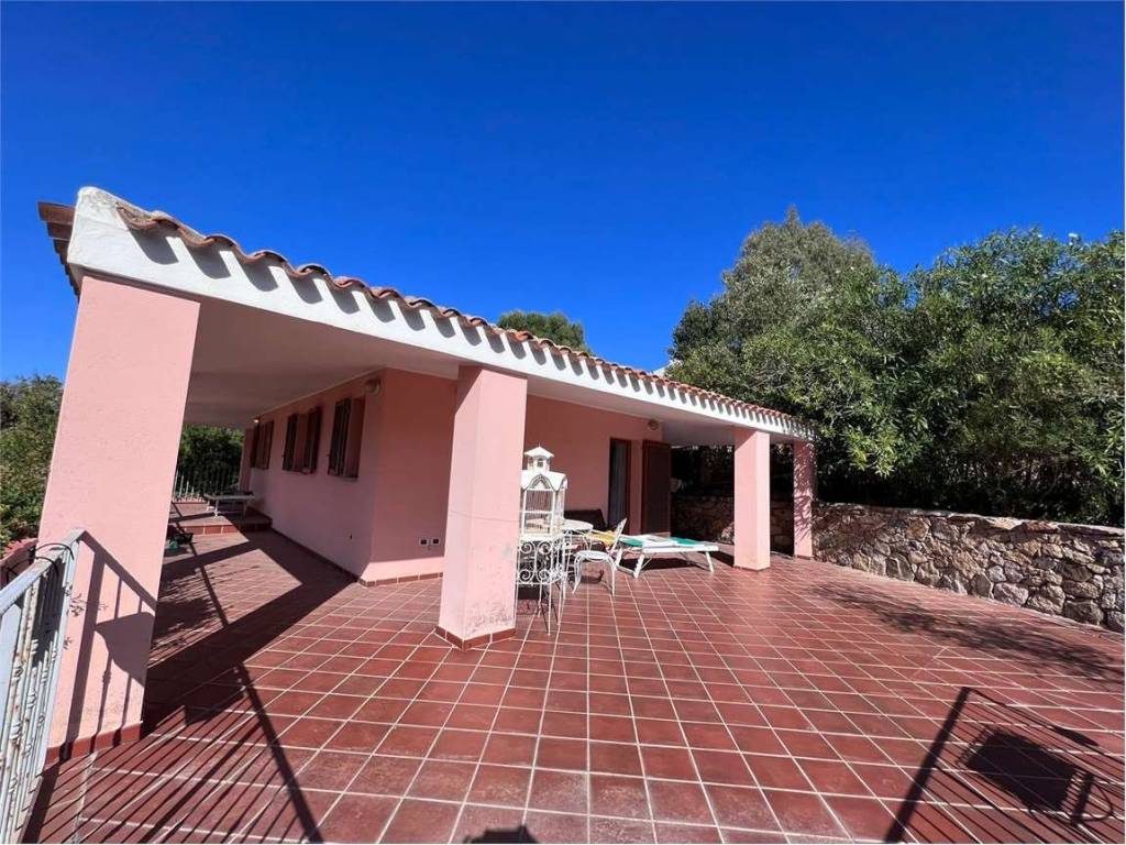 Villa a Arzachena in Via Pulicinu - Foto 2