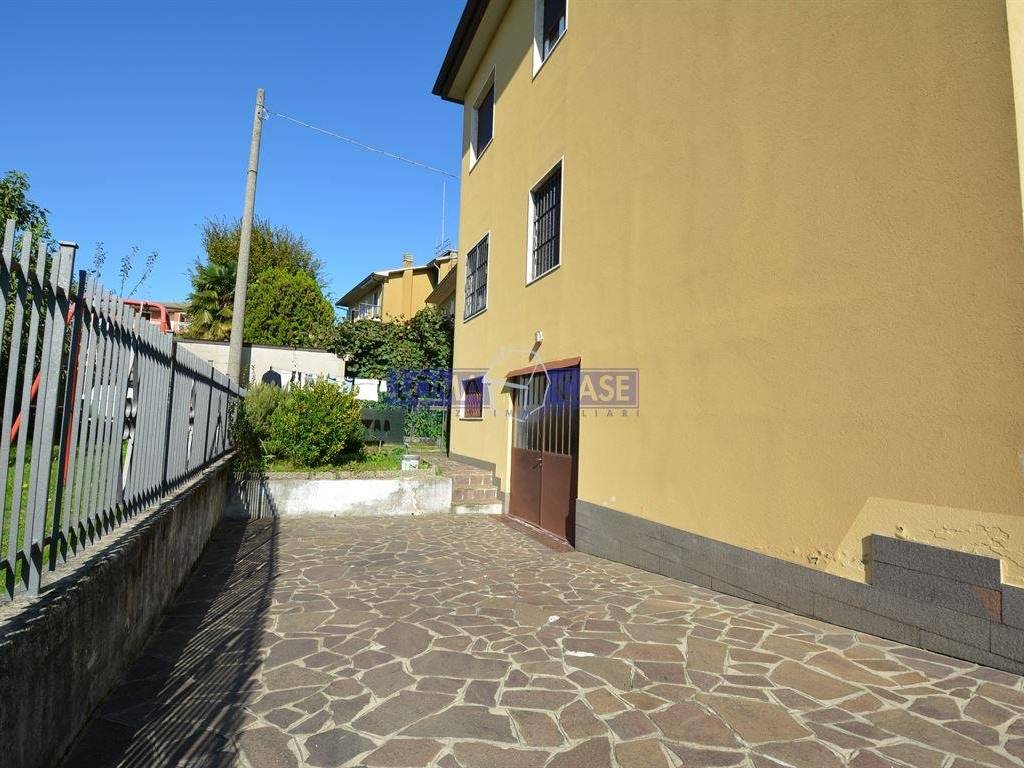 Casa indipendente a Lomagna in Via Magenta, 30 - Foto 4