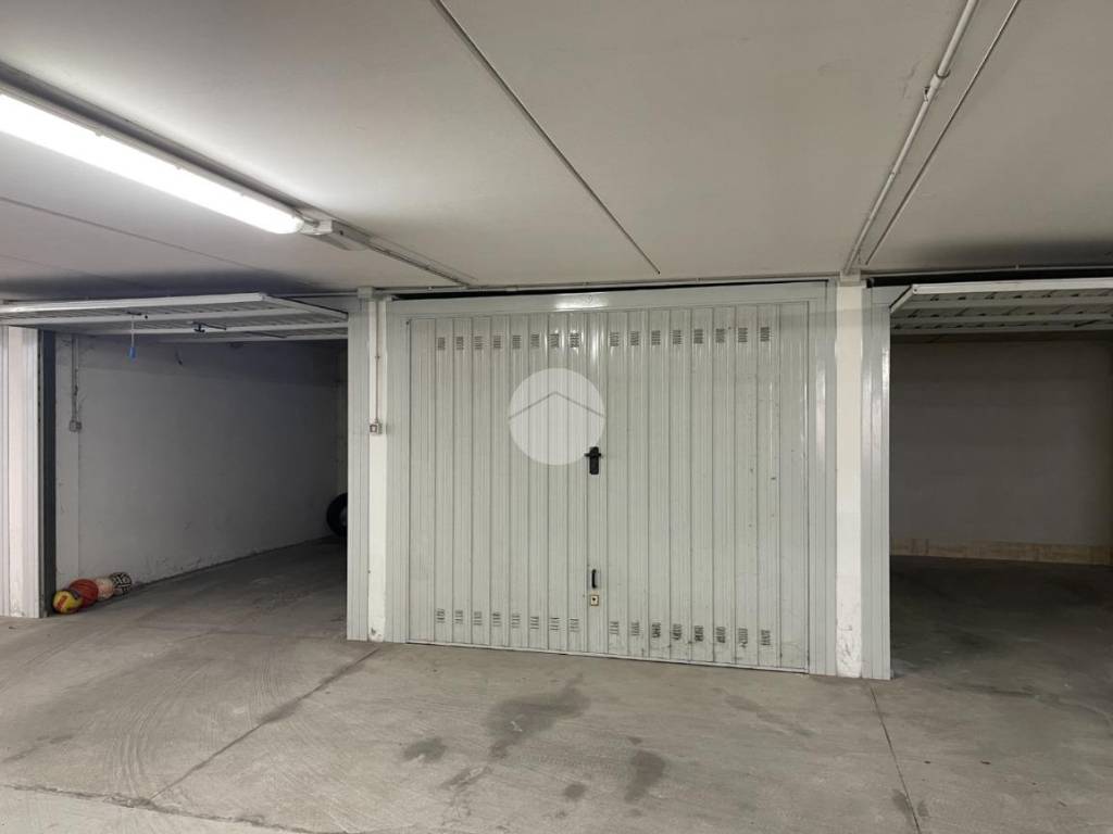 Box / garage a Nizza monferrato in Via Isonzo - Foto 4
