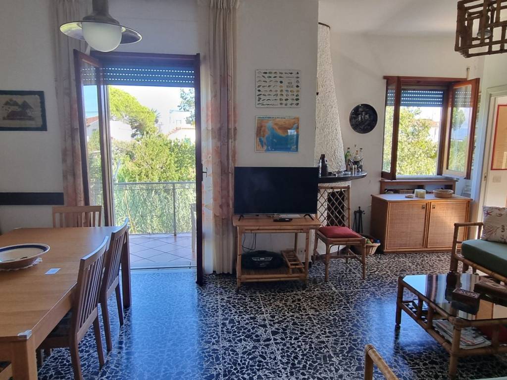 Appartamento a San felice circeo in Lungomare Circe, 54 - Foto 4