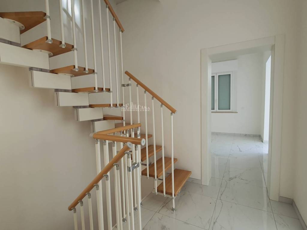 Casa indipendente a Alba adriatica in via della repubblica - Foto 5