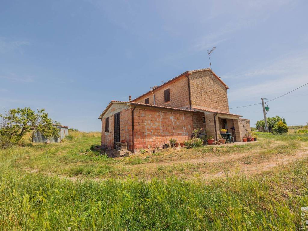 Rustico / casale a Sorano in Strada Provinciale Sovana - Foto 5