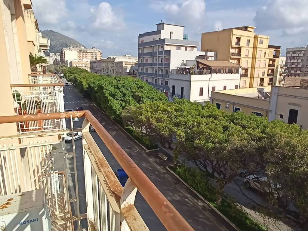 Appartamento a Trapani in Via Giovanni Battista Fardella - Foto 4