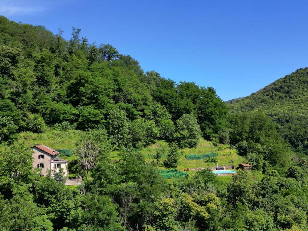 Rustico / casale a Bagni di lucca in Via Vittorio Emanuele, 6 - Foto 2