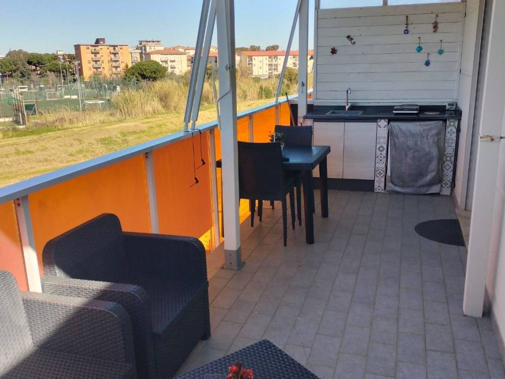 Appartamento a Livorno in Largo Petrolini - Foto 2