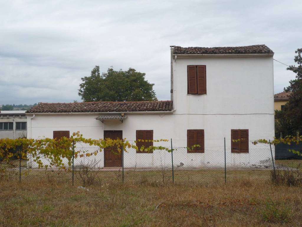 Villa a Ceccano in Via Gaeta, 248 - Foto 5