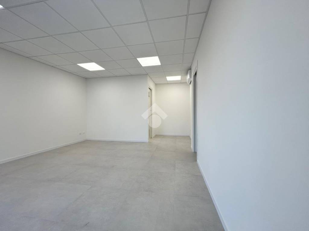 Immobile a Mereto di tomba in negozio piazza cortina, 5 - Foto 4