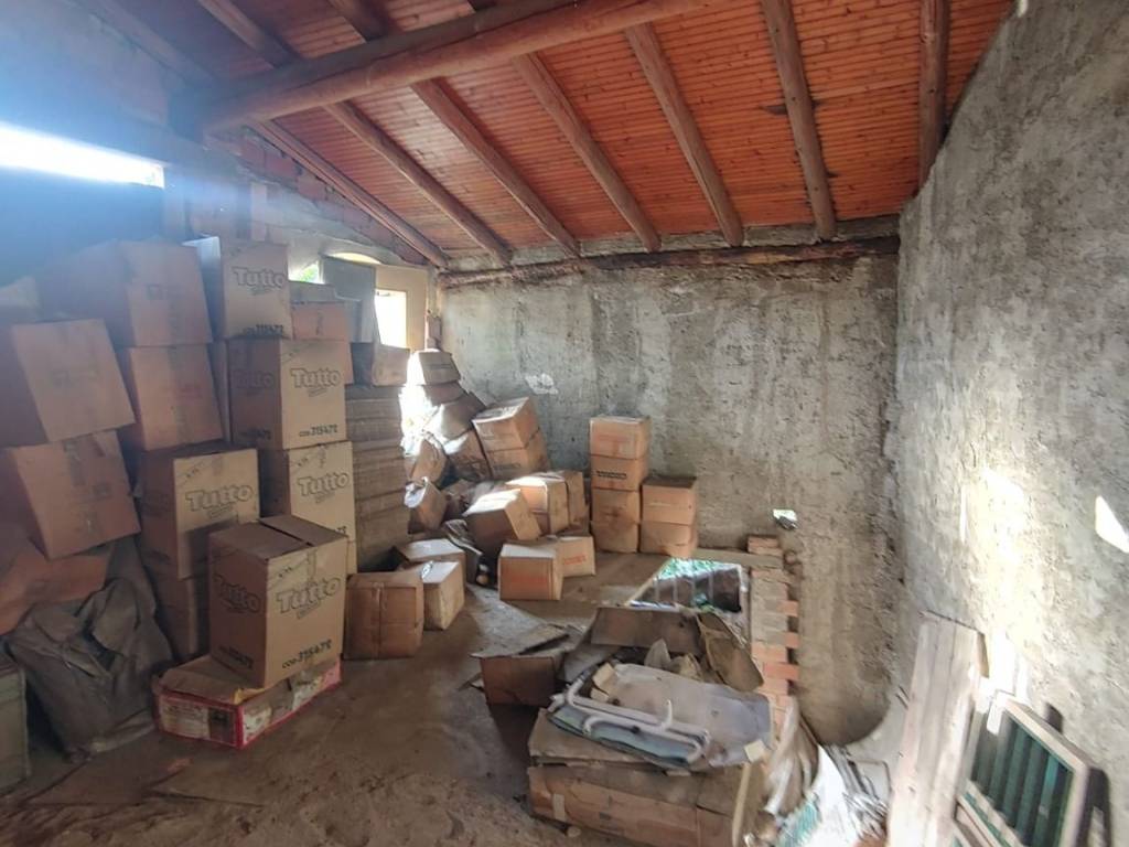 Rustico / casale a Besnate in Via Madonnina - Foto 3