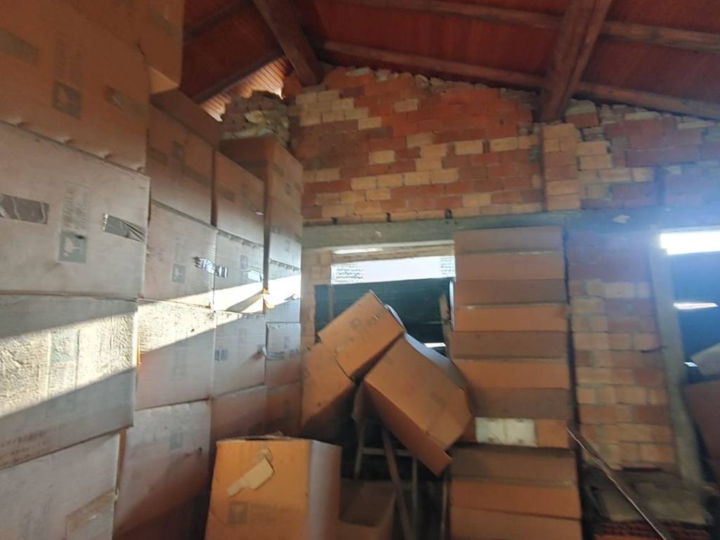 Rustico / casale a Besnate in Via Madonnina - Foto 5