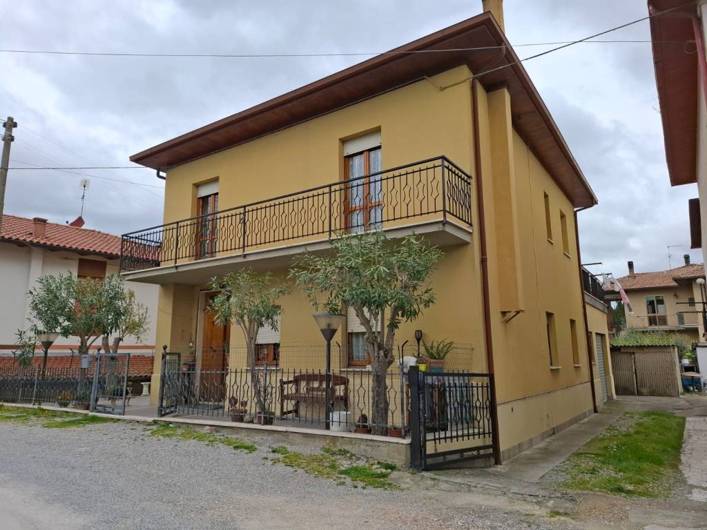 Villa a Chiusi in Strada Provinciale 146 di Chianciano, 8 - Foto 3